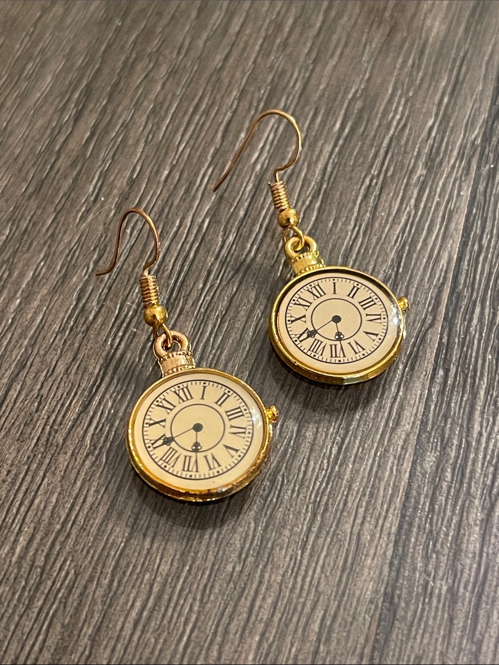 Vintage -style Pocket Watch Dangle Earrings - Gold-tone